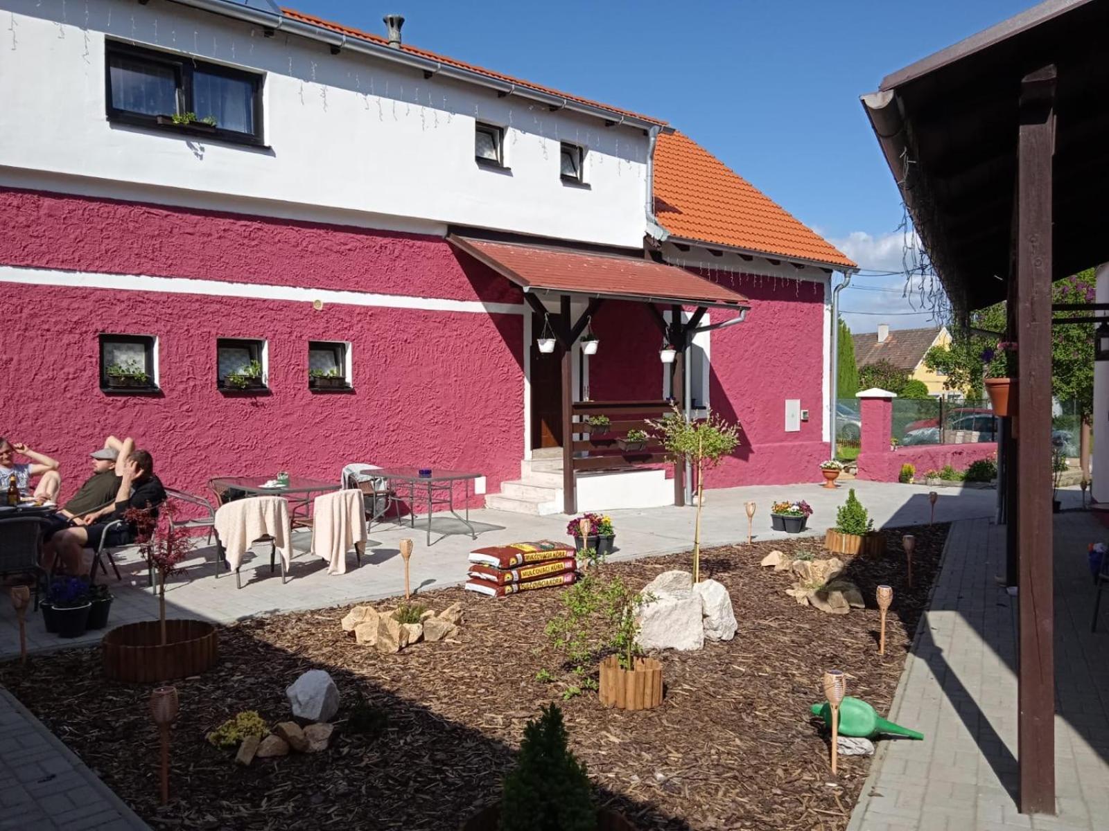Penzion Dagmar Kokasice ภายนอก รูปภาพ